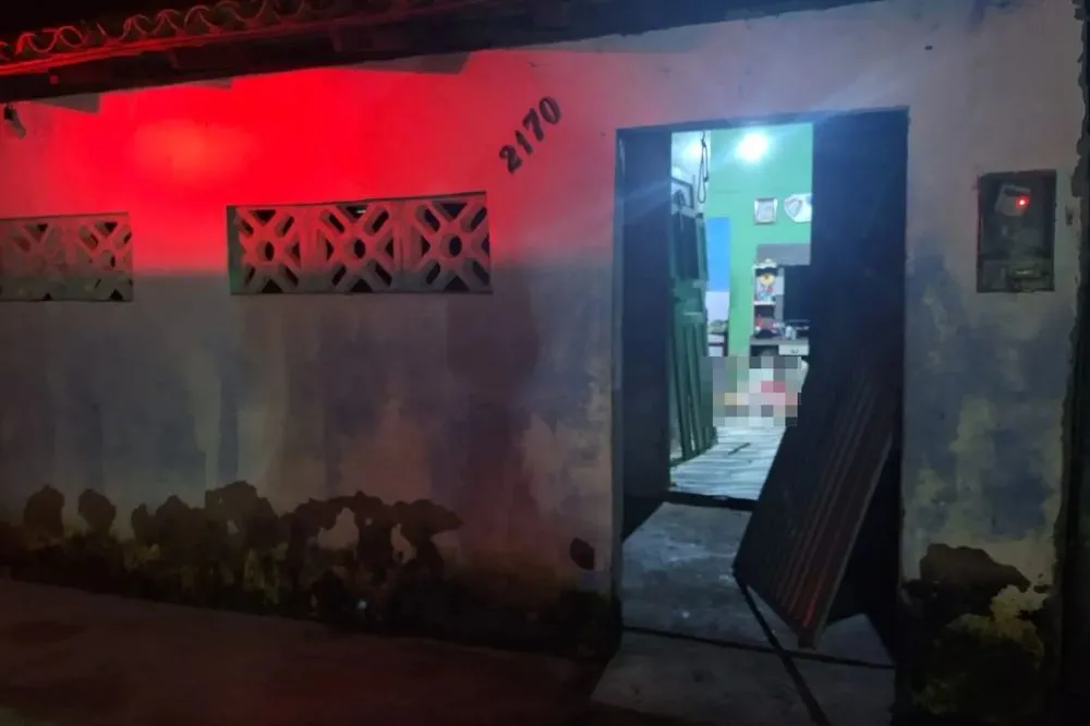 Mulher é morta a tiros dentro da própria casa em Luís Correia