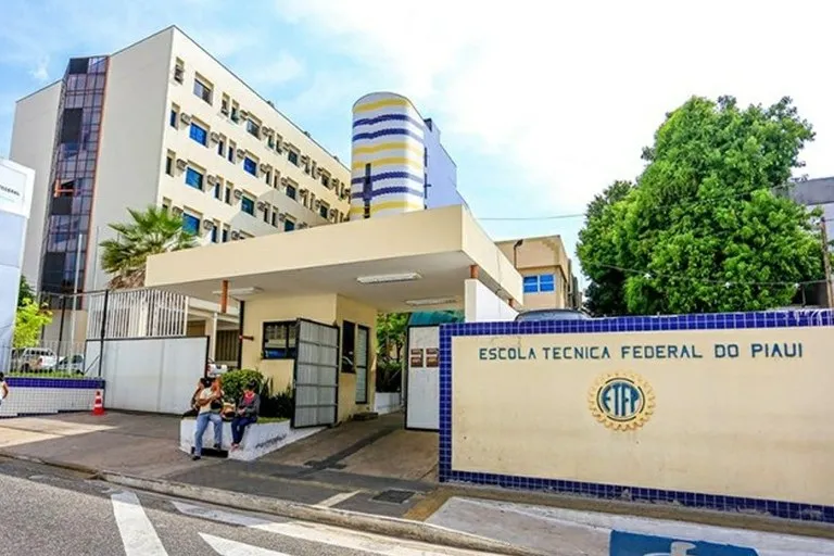 IFPI lança concurso docente 2026 com 81 vagas