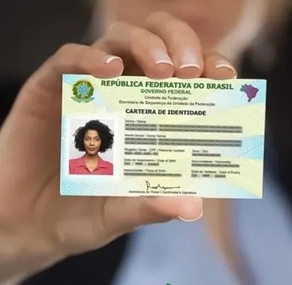 Uespi de Floriano dá início aos atendimentos para a emissão de novas carteiras de identidade