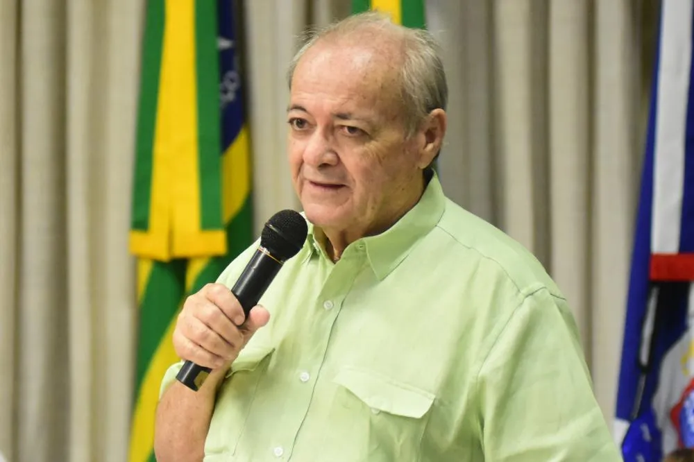 Prefeito Silvio Mendes anuncia obra de revitalização na Praça do Fripisa