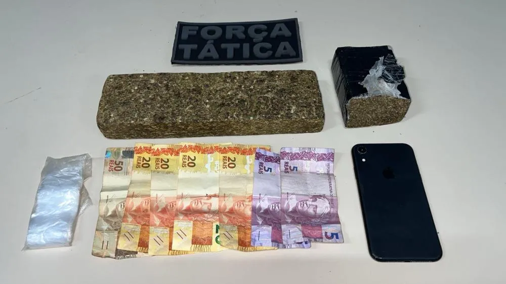 Dupla é presa por tráfico de drogas pela Força Tática em Valença