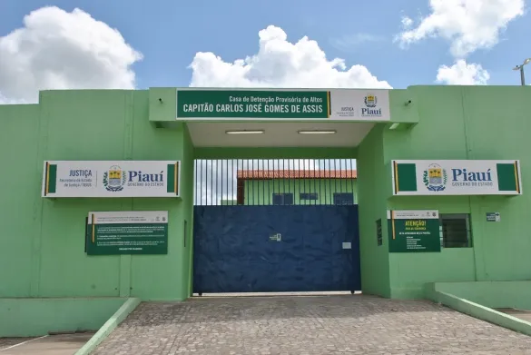 Foragidos do presídio de Altos são recapturados pela PMPI durante patrulhamento na cidade