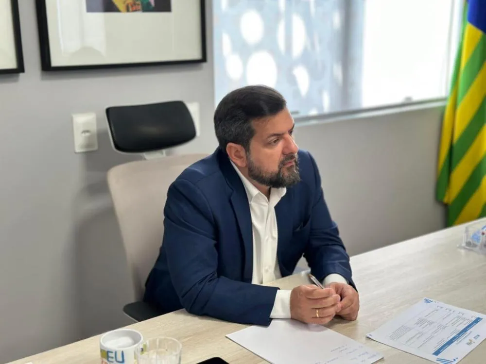 Reunião discute reativação do aeroporto de Fronteiras para apoiar logística de empresa que emprega mais de 400 piauienses