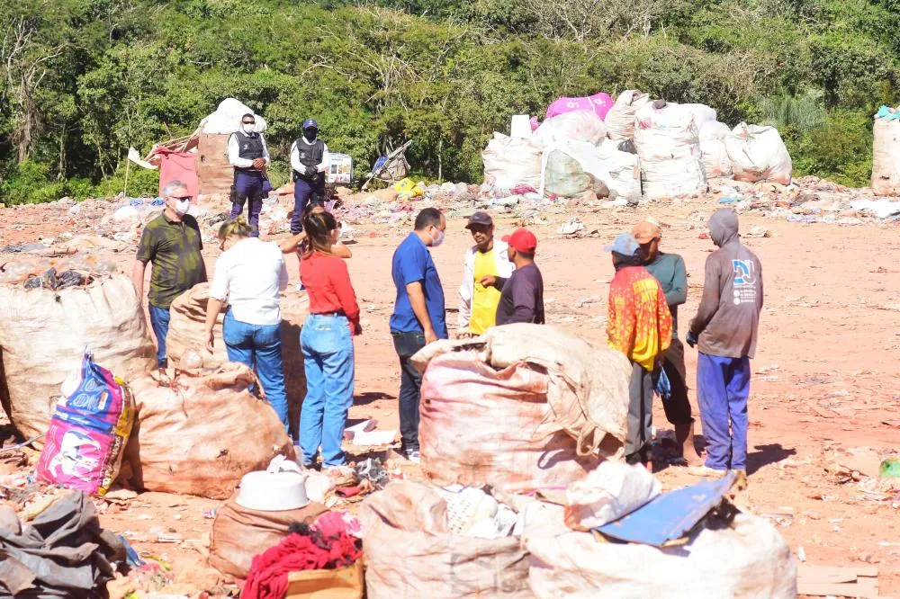 Prefeitura de Teresina realiza visita técnica ao Aterro Sanitário para alinhar políticas públicas de Assistência Social e Segurança