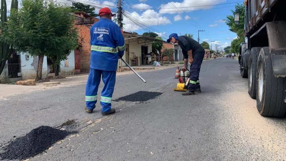 ETURB já conseguiu tapar mais de 11 mil buracos em Teresina