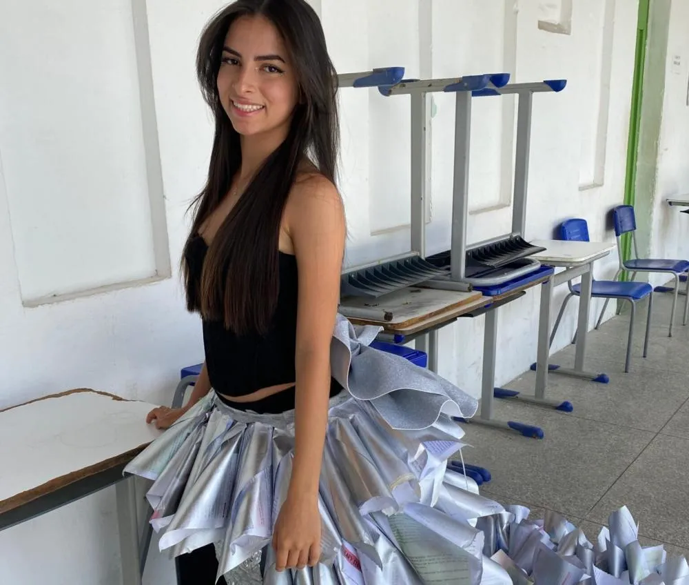 Em Bom Jesus, estudantes da rede estadual transformam lixo em moda e promovem desfile sustentável em escola pública