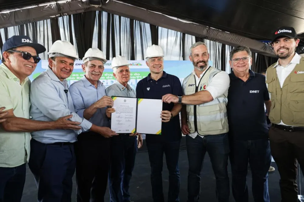 Ministros visitam obras na BR-343 e destacam investimentos de R$ 1 bilhão no Piauí