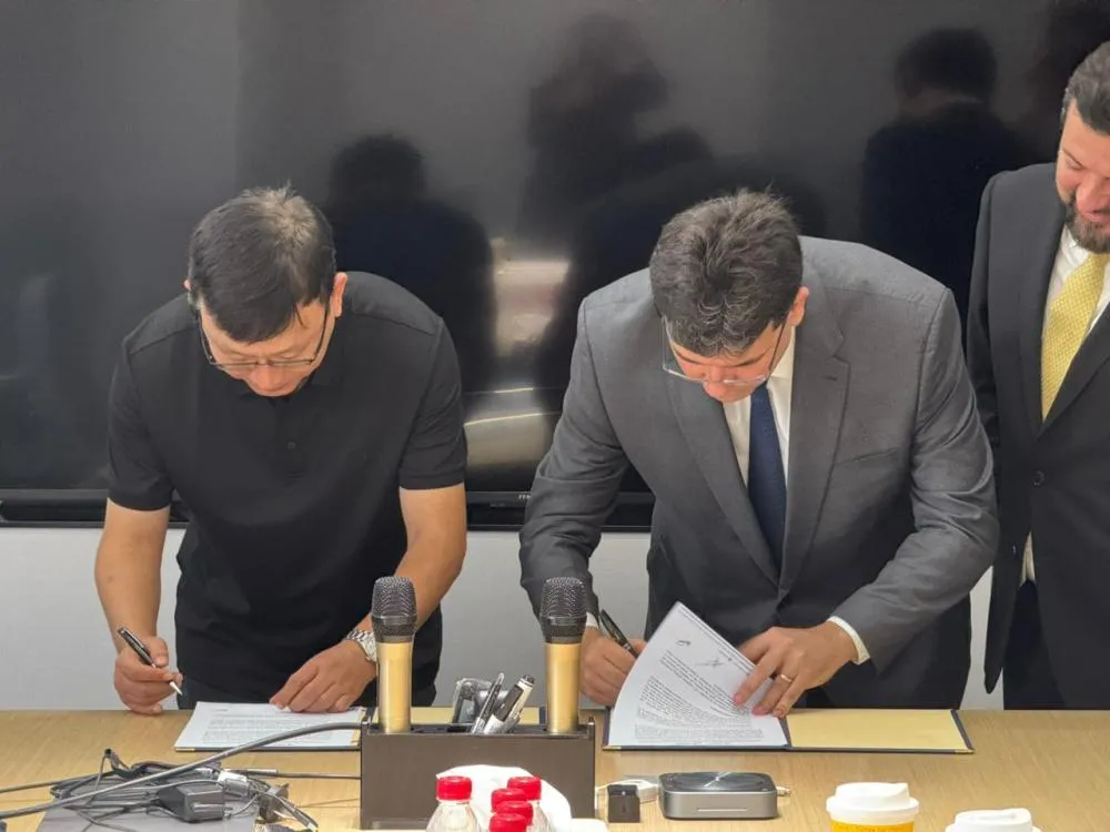 Rafael Fonteles firma acordo na China para instalação de fábrica de equipamentos de fibra óptica no Piauí