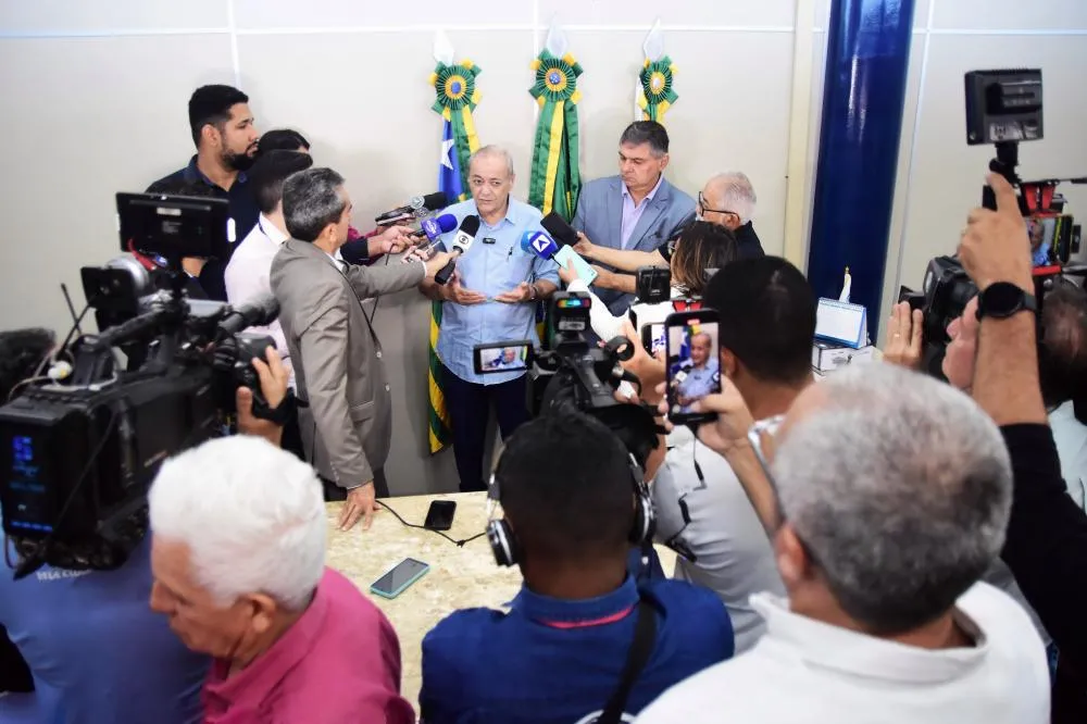 Prefeito Silvio Mendes vai ao Tribunal de Contas do Estado para tratar sobre a dívida da prefeitura