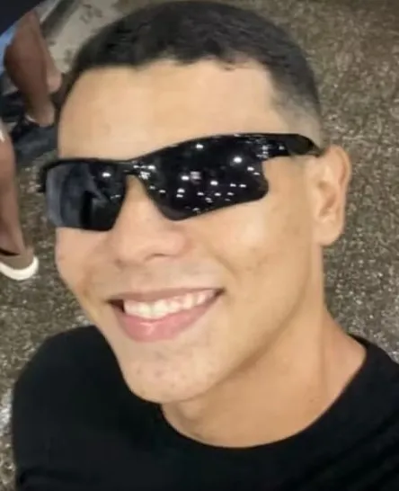 Jovem de 22 anos sofre parada cardíaca em partida de futsal e morre em Piripiri