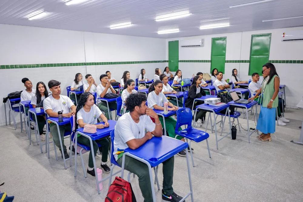 Governo do Piauí autoriza um dos maiores concursos públicos da história da Seduc com 4 mil vagas para professores