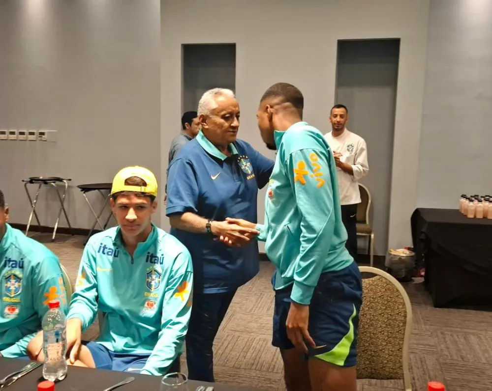 Presidente da Federação de Futebol do Piauí chefia delegação da Seleção Brasileira no Mundial