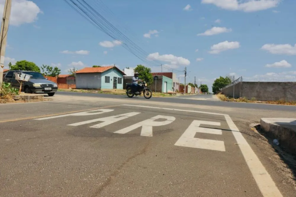OPA: Asfalto da Rua 14 leva mais mobilidade e qualidade de vida ao Residencial Teresina Sul I e II
