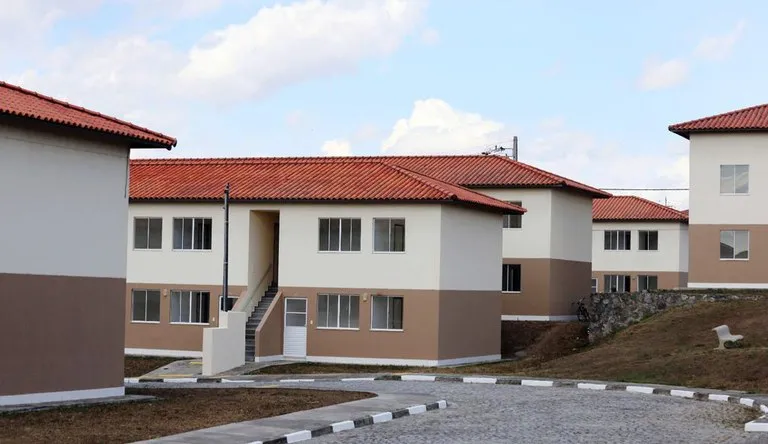 Procura por casas do “Minhas Casa, Minha Vida” lota CRAS em todas as zonas de Teresina