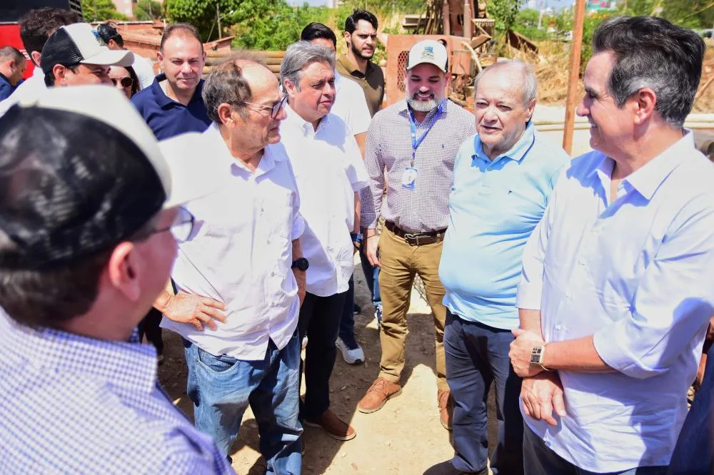 Prefeito Silvio Mendes realiza vistoria técnica na Via Sul